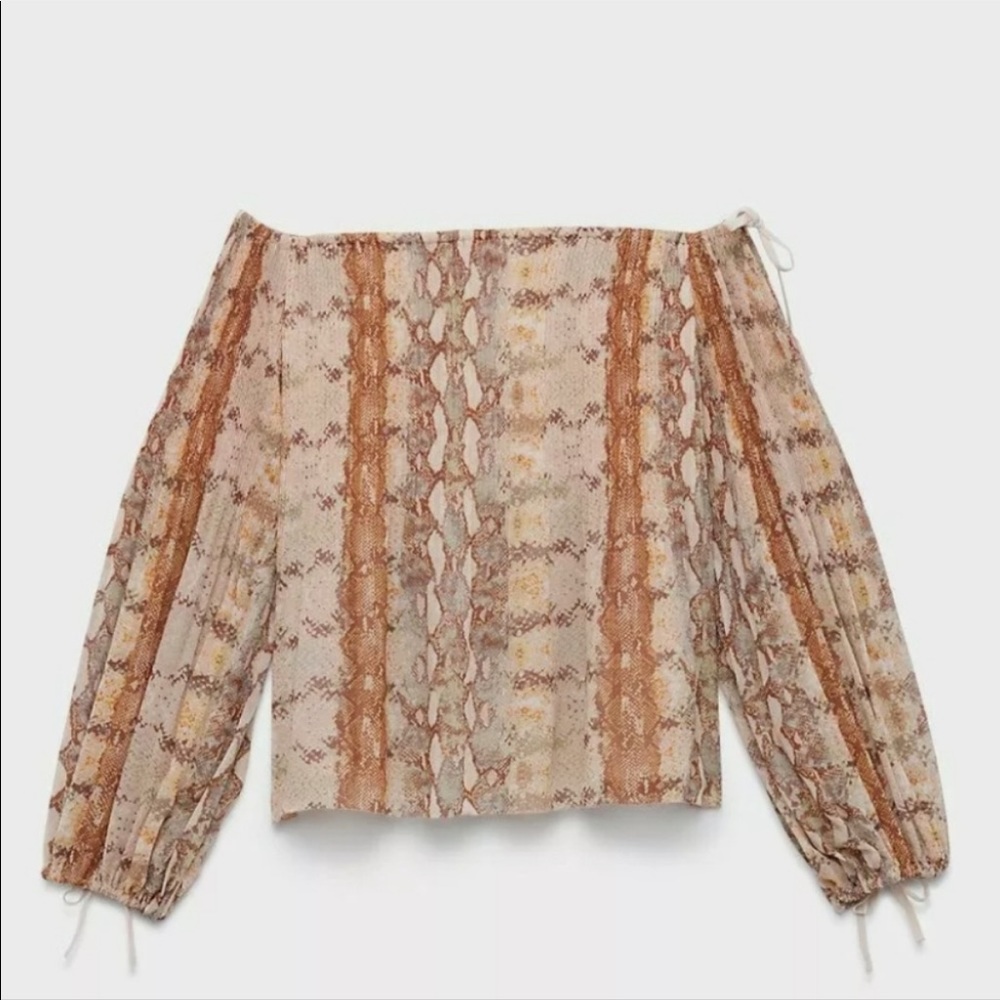 Aritzia Talence Blouse
